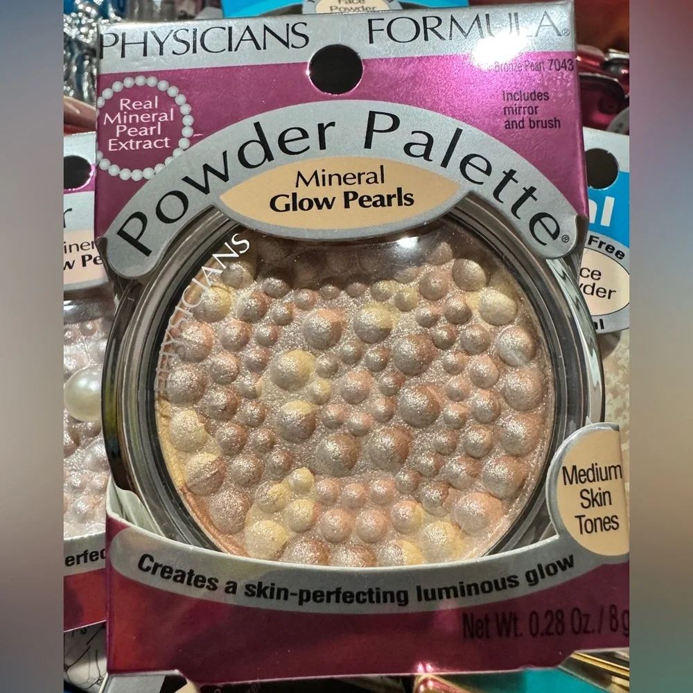 Physicians Formula Glow Pearls Powder Palette - Shimmering Gold and Cream